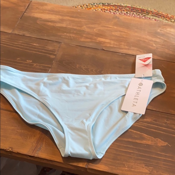 🎈NWT! Athleta Clean Medium Bottom - light blue - Picture 8 of 14